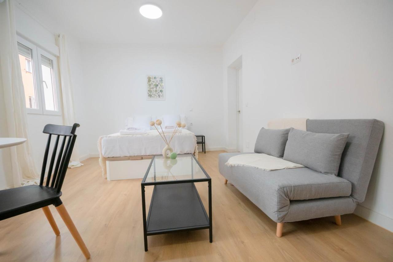 For You Rentals Encantador Y Unico Estudio Temporal En Tetuan Madrid Mlu1º1 Esterno foto